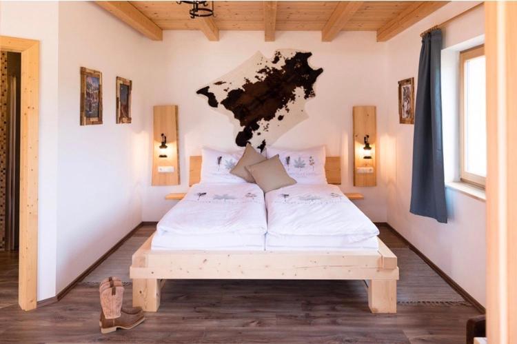 Big Sky Ranch Bed & Breakfast Liebenau  ภายนอก รูปภาพ