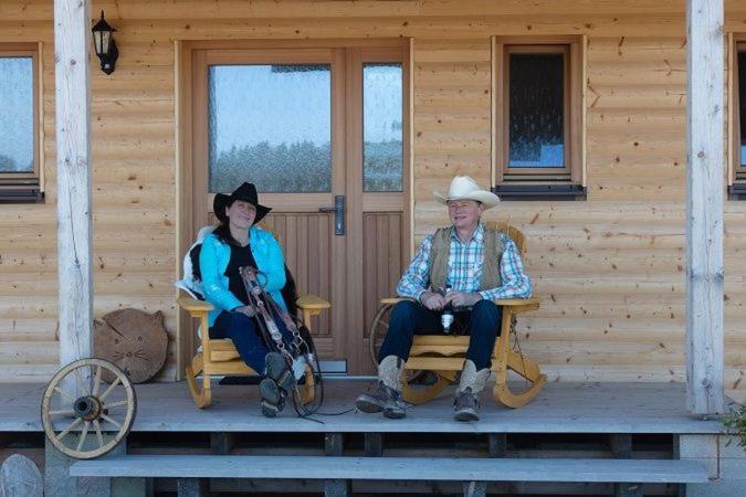 Big Sky Ranch Bed & Breakfast Liebenau  ภายนอก รูปภาพ